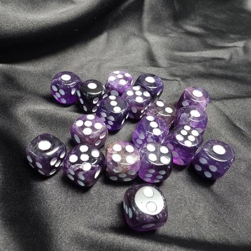 Amethyst die where chance becomes violet calm
