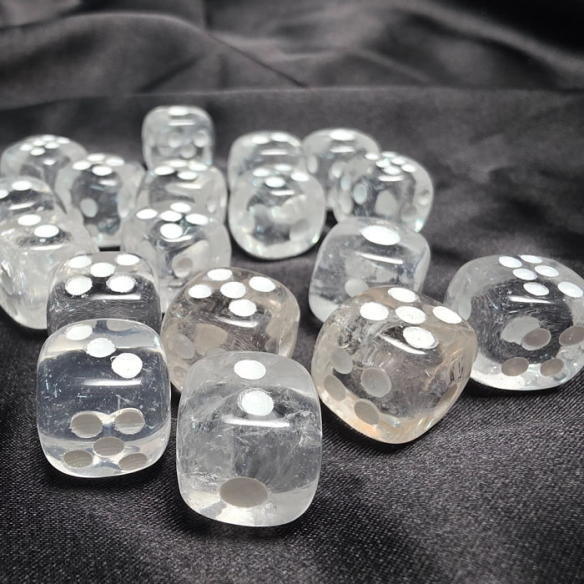 Clear quartz crystal die guardian of clarity