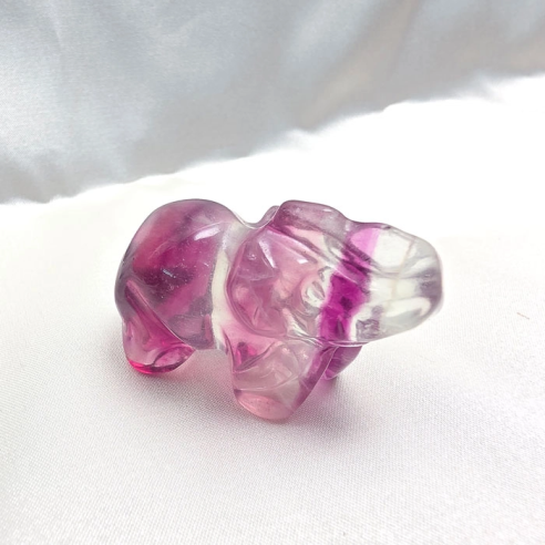 Fluorita multicolor figura d’elefant de saviesa ancestral