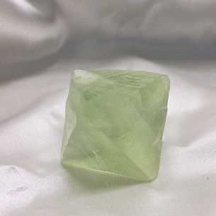 Fluorite octahedron. Mental clarity and spiritual balance