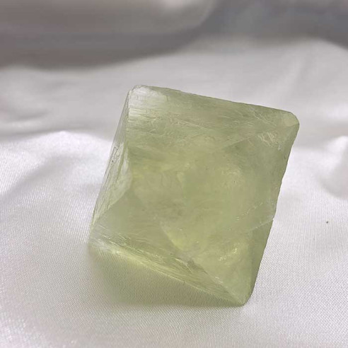 Fluorite octahedron. Mental clarity and spiritual balance