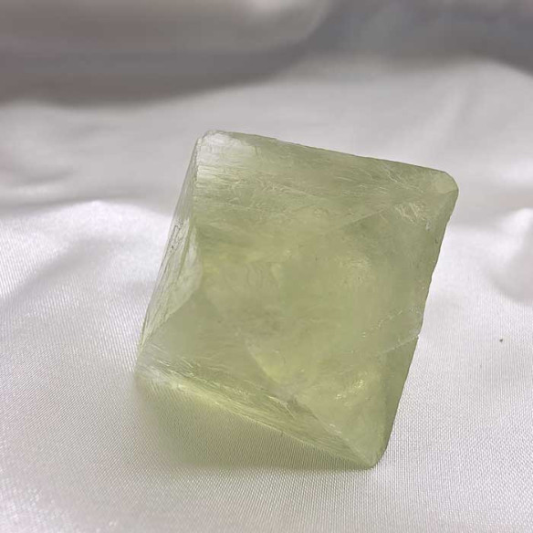 Fluorite octahedron. Mental clarity and spiritual balance