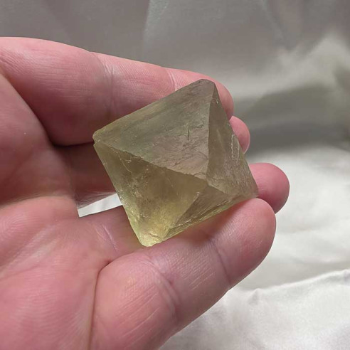 Fluorite octahedron. Mental clarity and spiritual balance