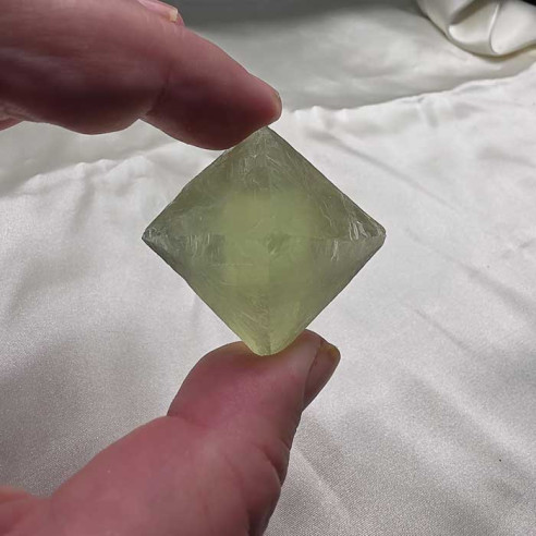 Fluorite octahedron. Mental clarity and spiritual balance