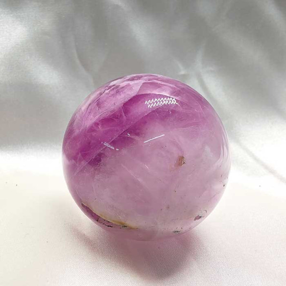 Fluorita bola. Claredat mental i equilibri espiritual