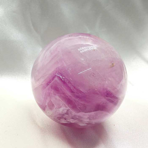 Fluorita bola. Claredat mental i equilibri espiritual