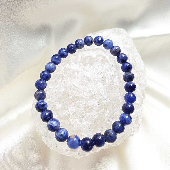 Sodalita brazalete bola lisa 6mm. Paz y suavidad.