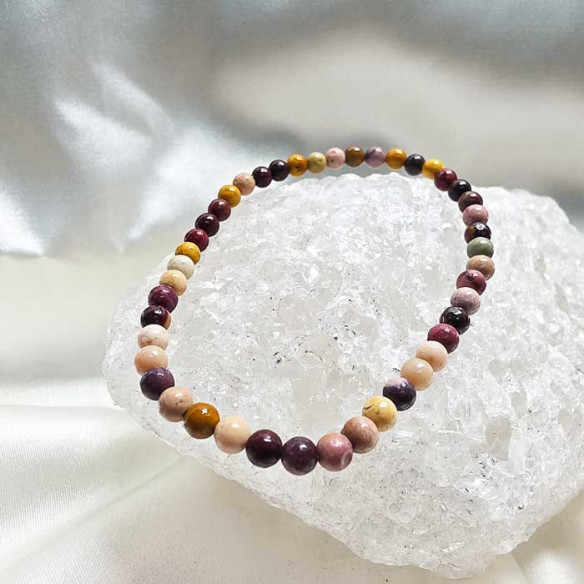 Mookaite smooth bead bracelet 4mm. Earth and balance.