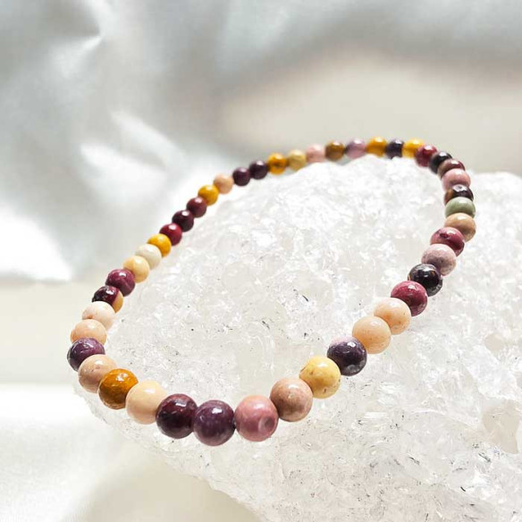 Mokaita brazalete bola lisa 4mm. Protección y solidez.