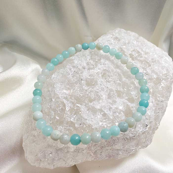 Amazonita brazalete bola 4mm. Calma y comunicación.