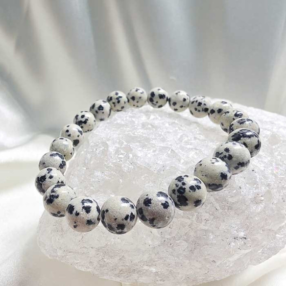 Jaspe dálmata brazalete bola 8mm. Contraste y energía.
