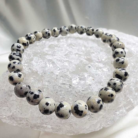 Jaspe dálmata brazalete bola 6mm. Contraste y alegría.
