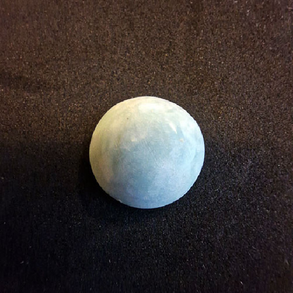 Caboixó de larimar amb forma rodona de la República Dominicana