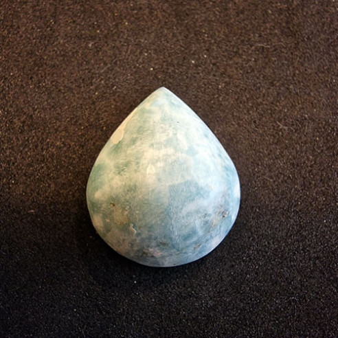 Cabochão de larimar em forma de gota da República Dominicana