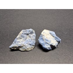 Dumorterita - mineral en bruto - madagascar