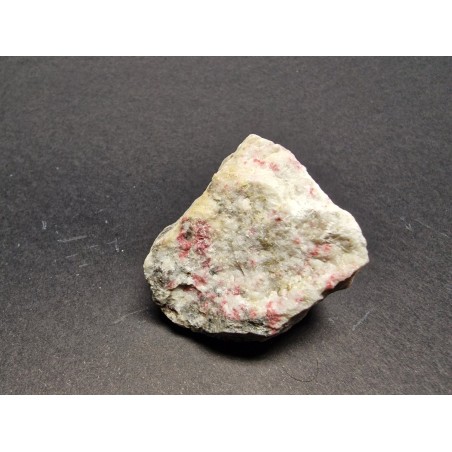 Eudialita - mineral en bruto - india