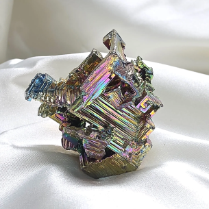 Bismut Recristal·litzat | Geometria i Color | Cristalljoia