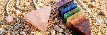 Pyramid pendulum, harmony and power in every facet