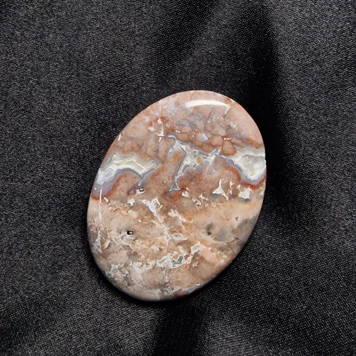 cabuj&oacute;n de mineral