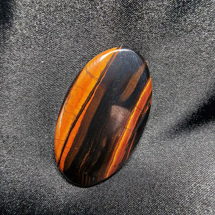 cabuj&oacute;n de mineral