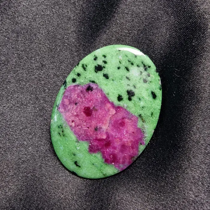 cabuj&oacute;n de mineral