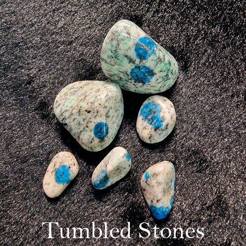 Tumbled stone in Cristalljoia Minerals in the center of Barcelona