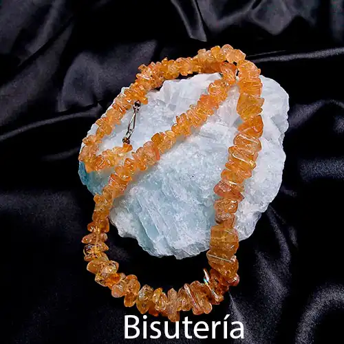 Bisutería en mineral