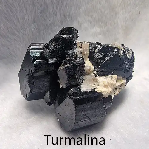 Productos en turmalina negra
