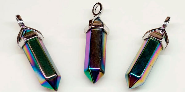 Què són els minerals tipus aqua-aura?