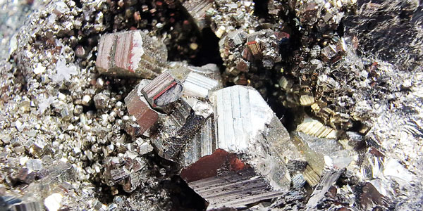 Pirita, más allá del oro de los tontos